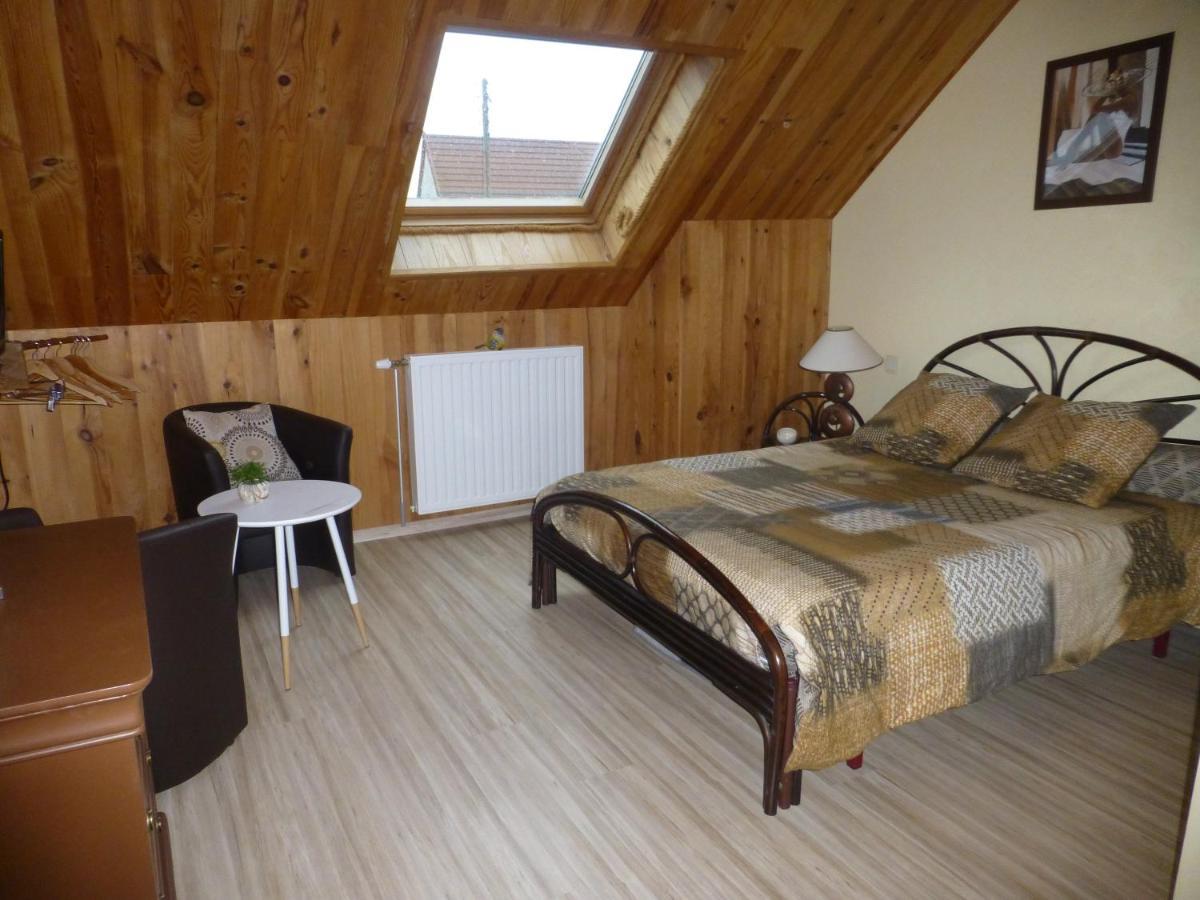 Chambres D'Hote Le Marronnier Champrougier Εξωτερικό φωτογραφία